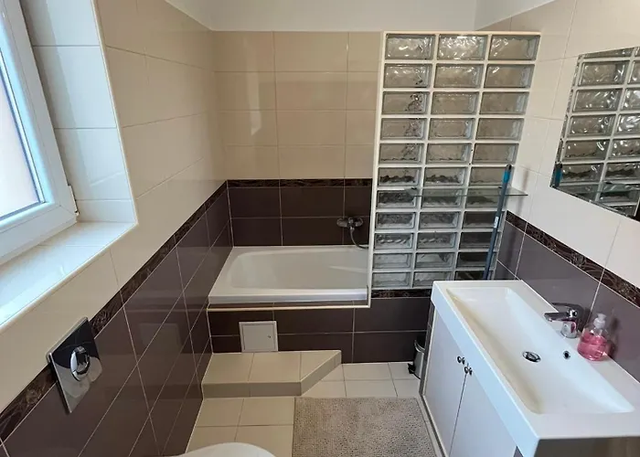 דירה Tessa House *